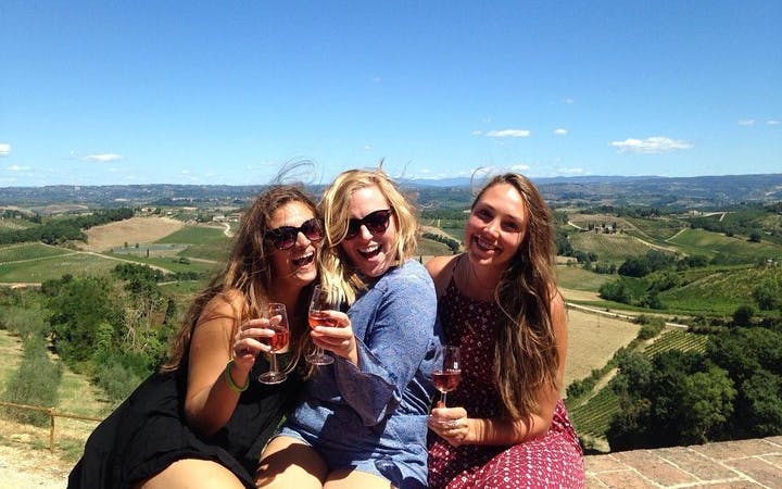 Grape Escape Winery Tour