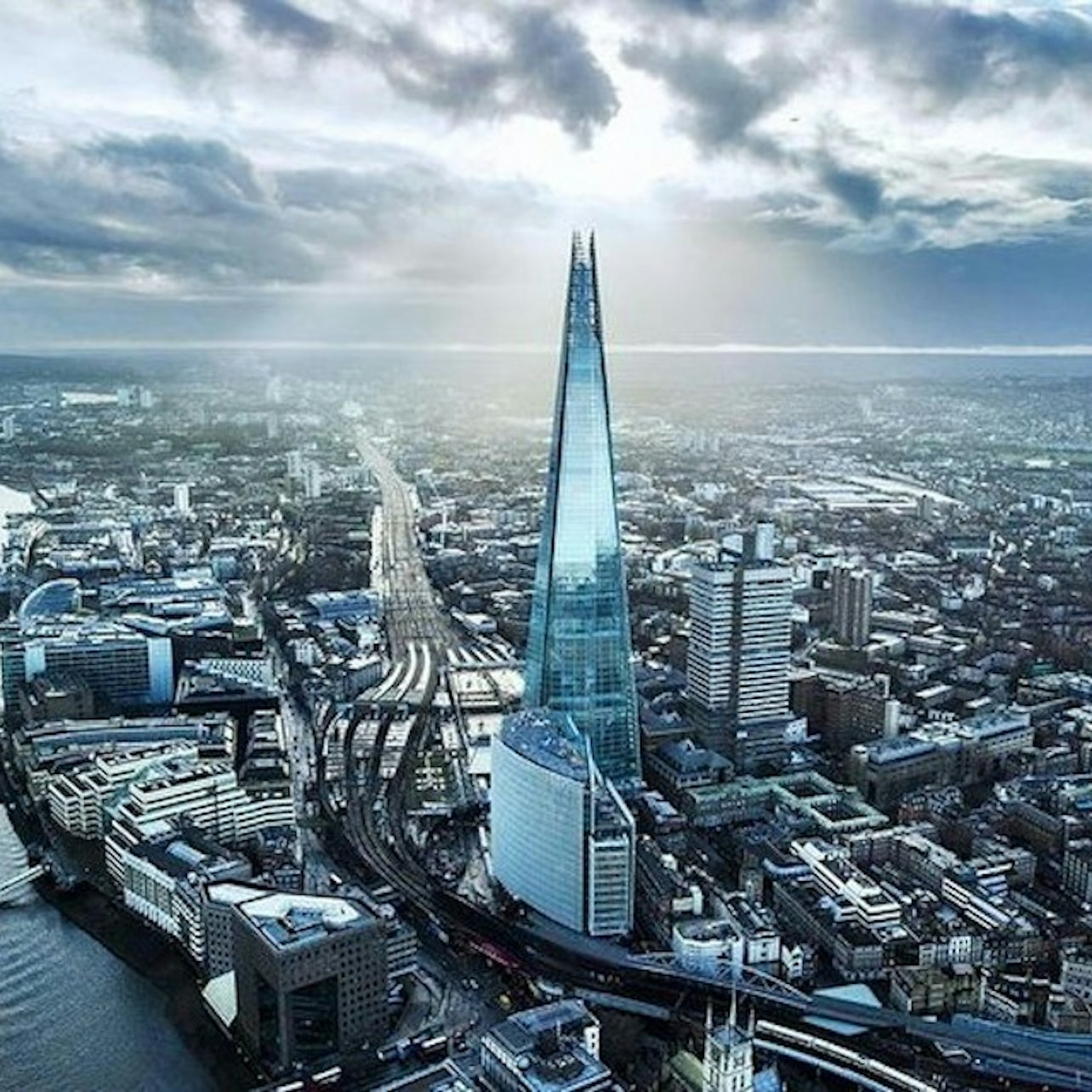 London: Westminster Guided Walking Tour + Thames River Cruise + The Shard Entry — gallery 2