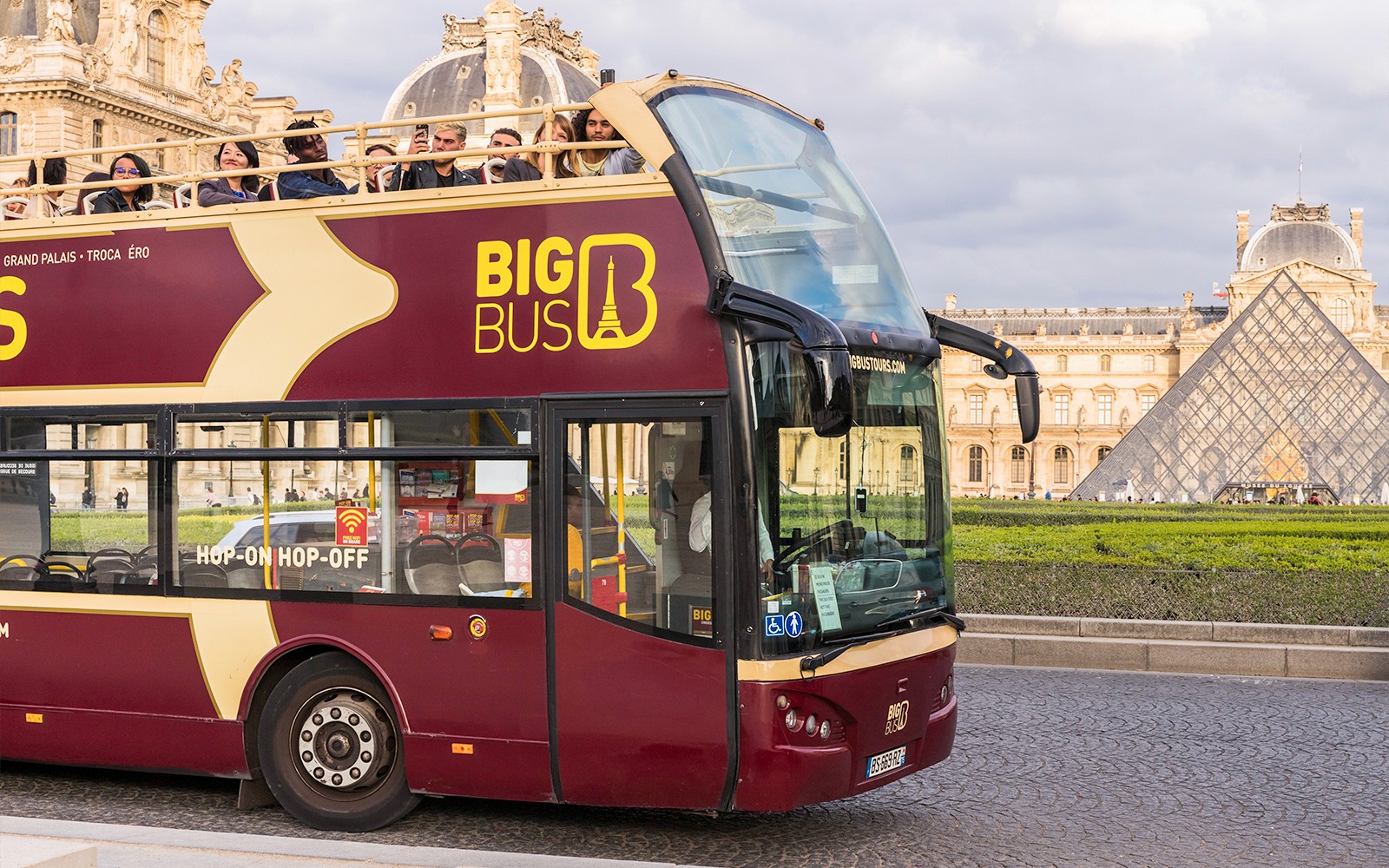 Big Bus: Paris Hop-on Hop-off Bus Tour with Optional Seine River Cruise — gallery 4