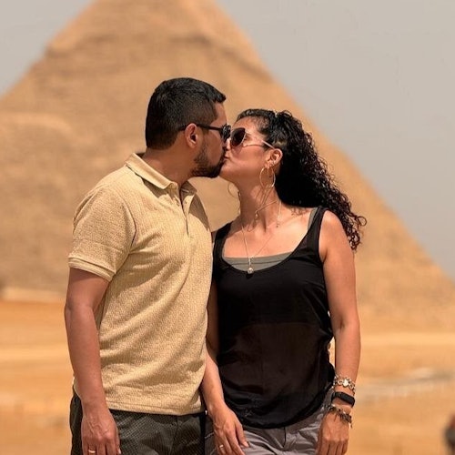 Grand Egyptian Museum & Giza Pyramids: Guided Tour + Lunch + Transfer