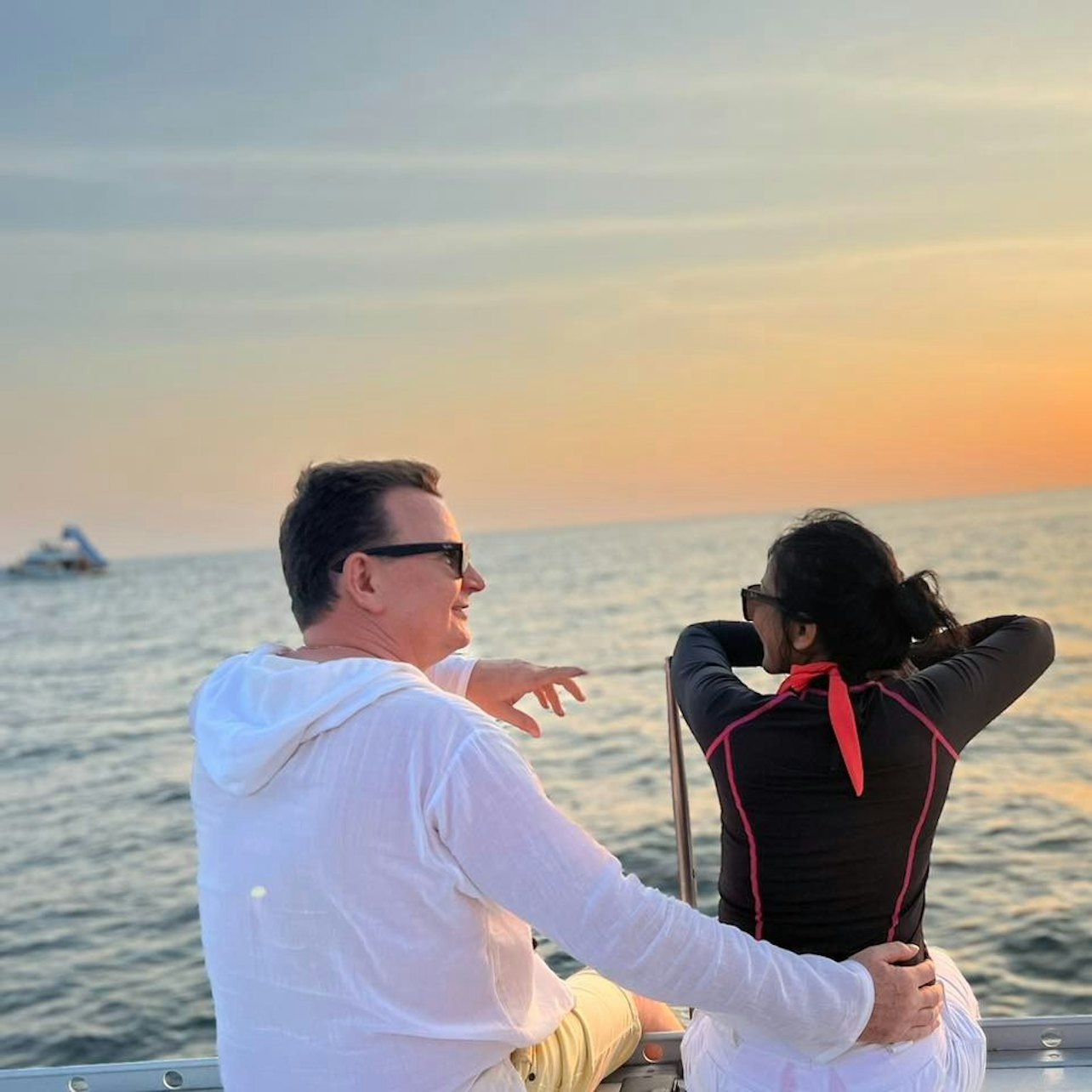 Phi Phi, Khai & Bamboo Islands: Speedboat Tour + Transfers + Lunch + Drinks