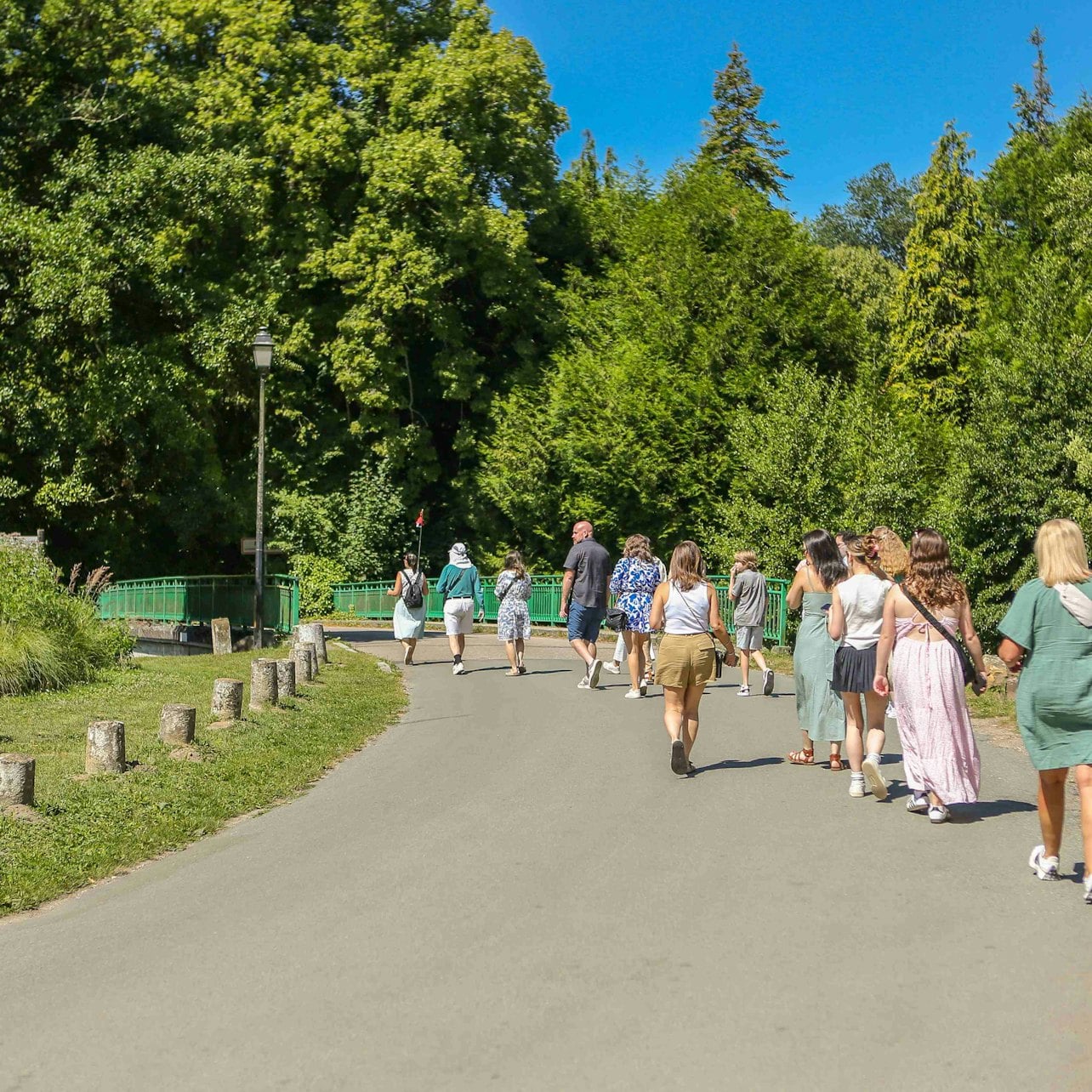 Giverny Full-Day Trip from Paris with Audio Guide visitor view