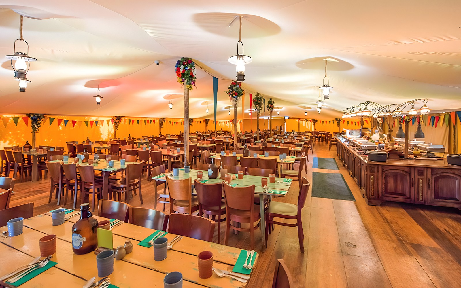 From Auckland: Hobbiton & Te Puia Tour with Festive Lunch & Hangi Dinner Buffet — gallery 2