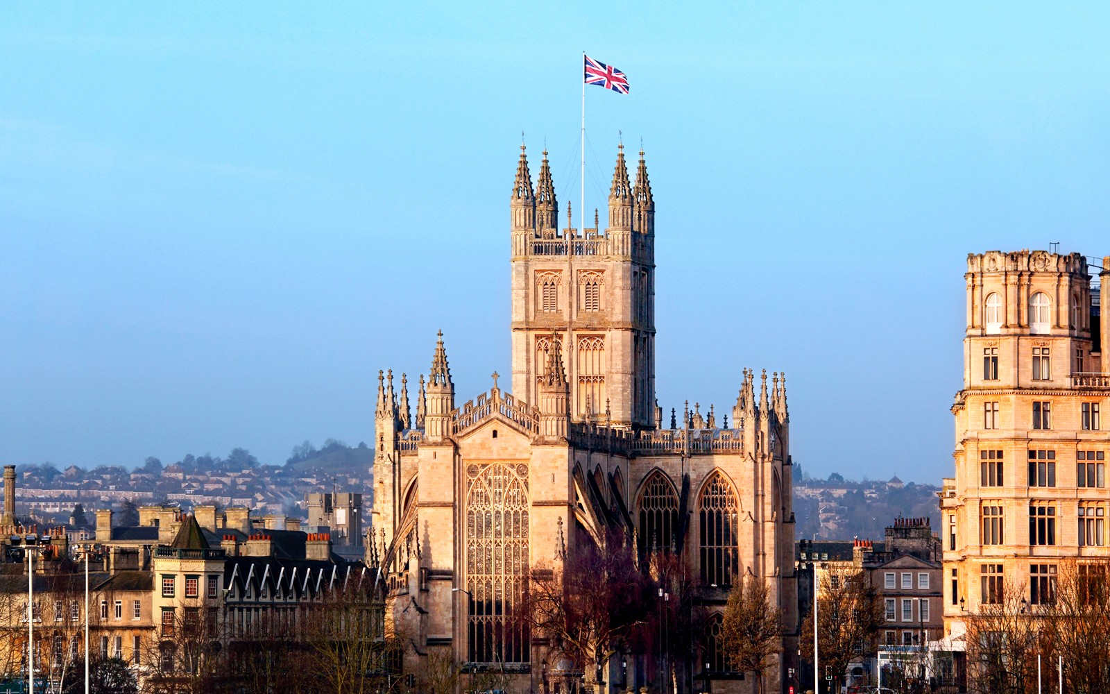 Stonehenge & Bath Full-Day Tour with Transfers & Optional Roman Baths Tickets — gallery 3