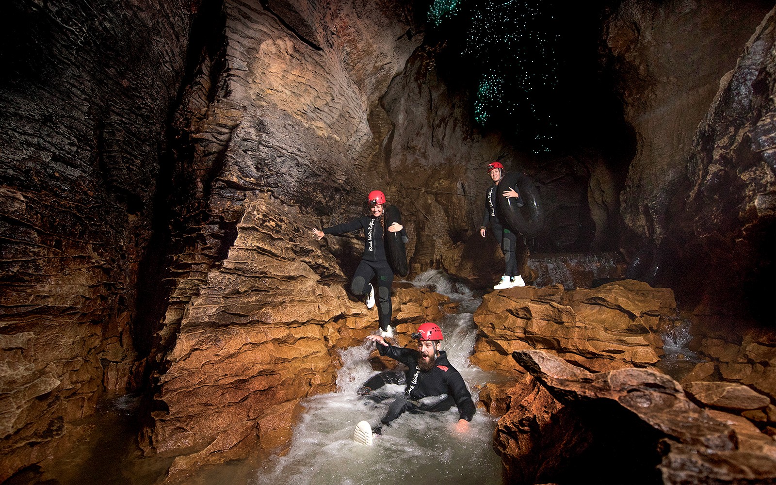 Ruakuri Cave Black Water Rafting Guided Experience 
