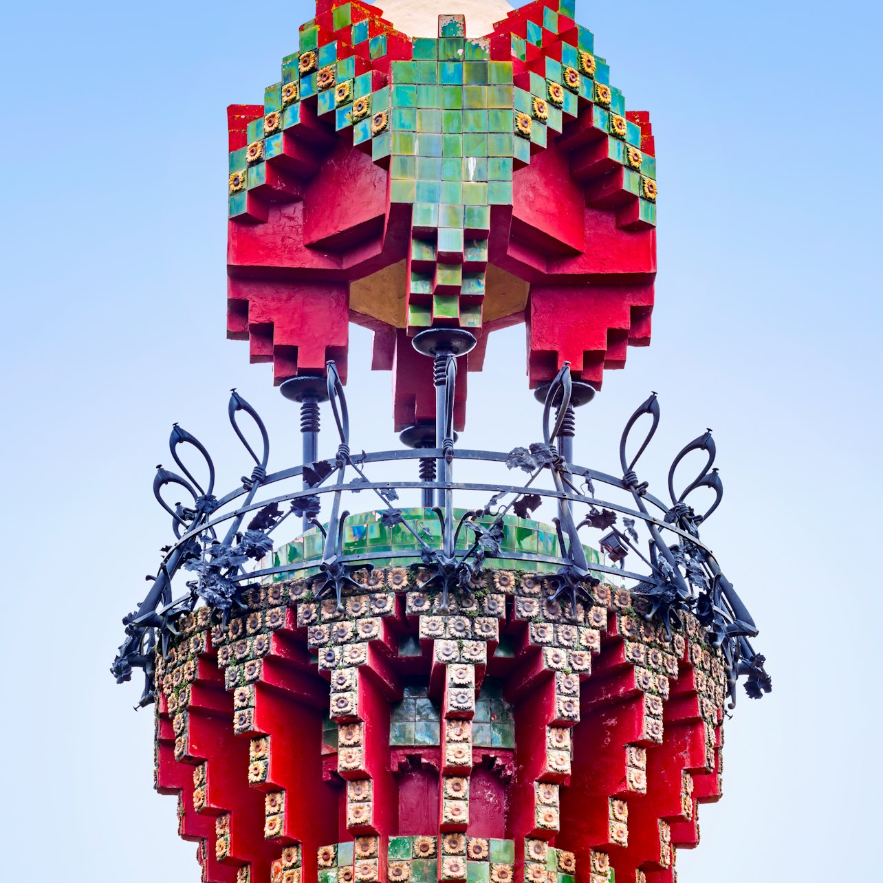 Gaudí's El Capricho: Guided Tour