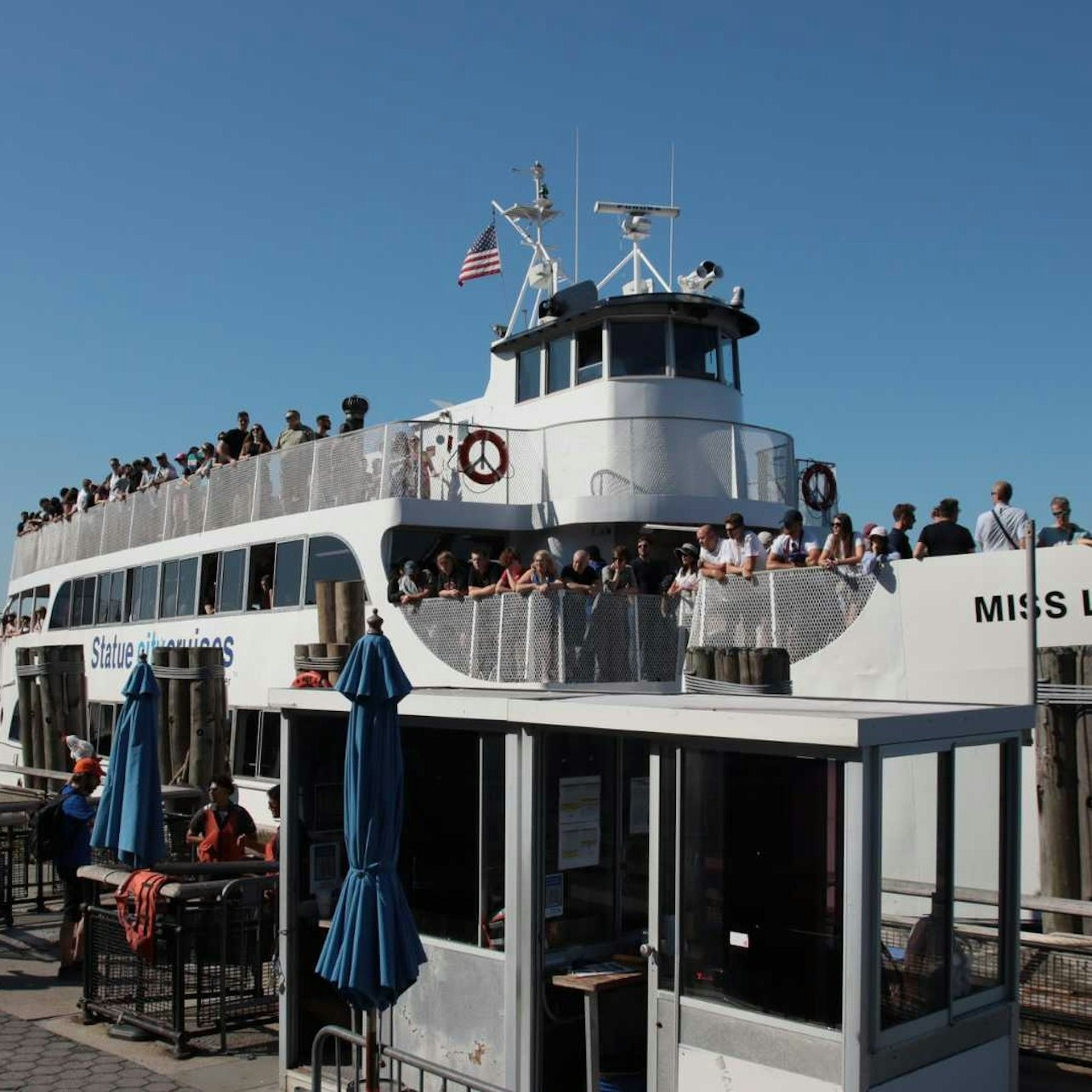 Statue of Liberty: Guided Express Tour + Roundtrip Ferry Ticket visitor view