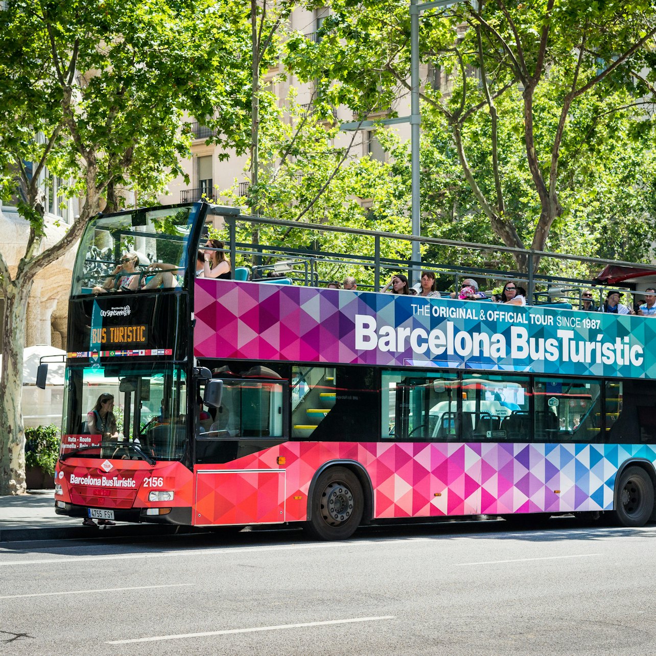 La Pedrera (Casa Mila) + Hop-on Hop-off Bus Barcelona — gallery 3