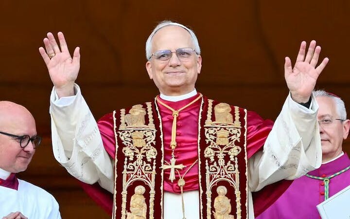 Vatican Papal Audience Small-Group Private Tour with Reserved Access