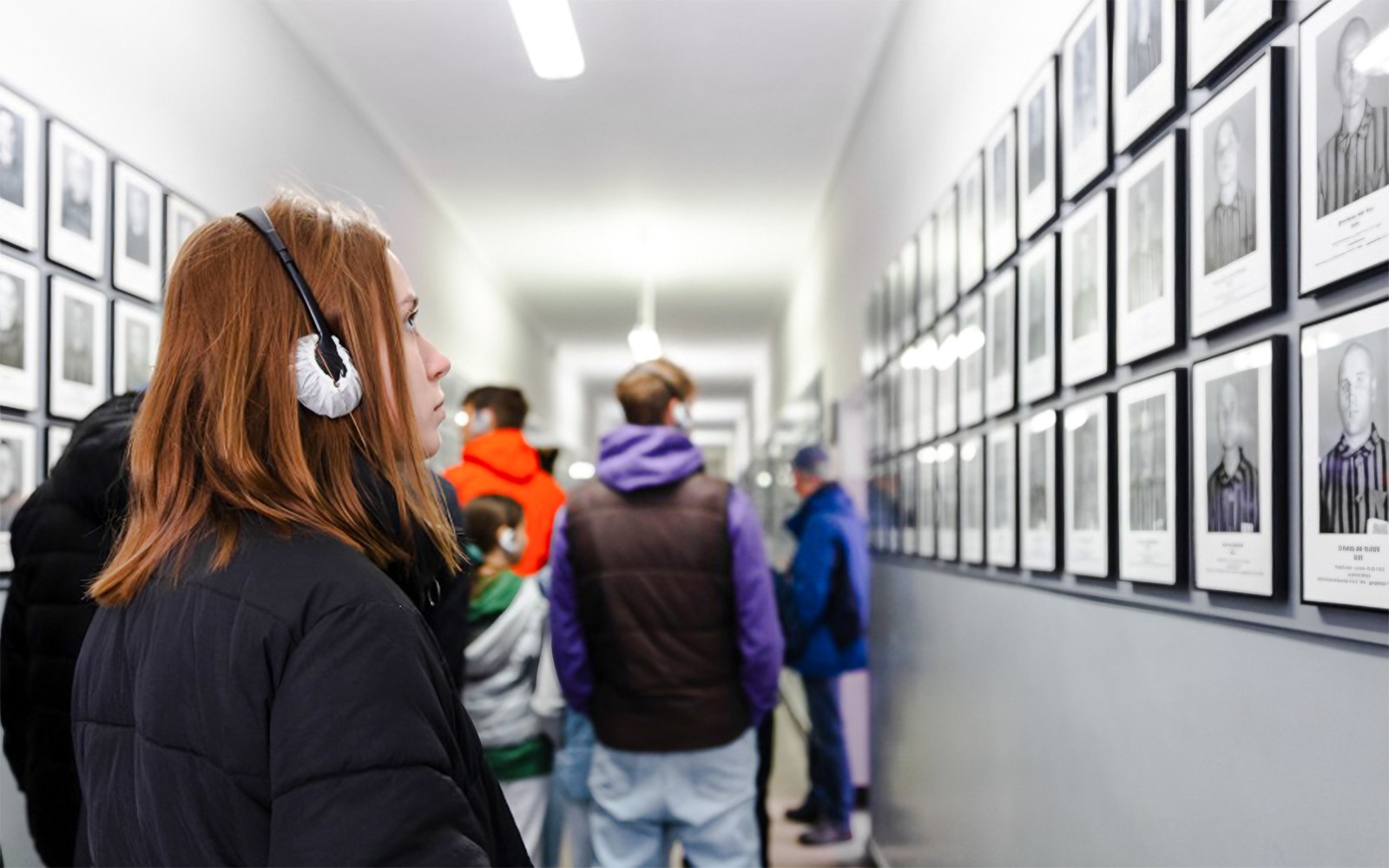 Auschwitz-Birkenau Guided Tour with Fast-Track Tickets & Transfer Options