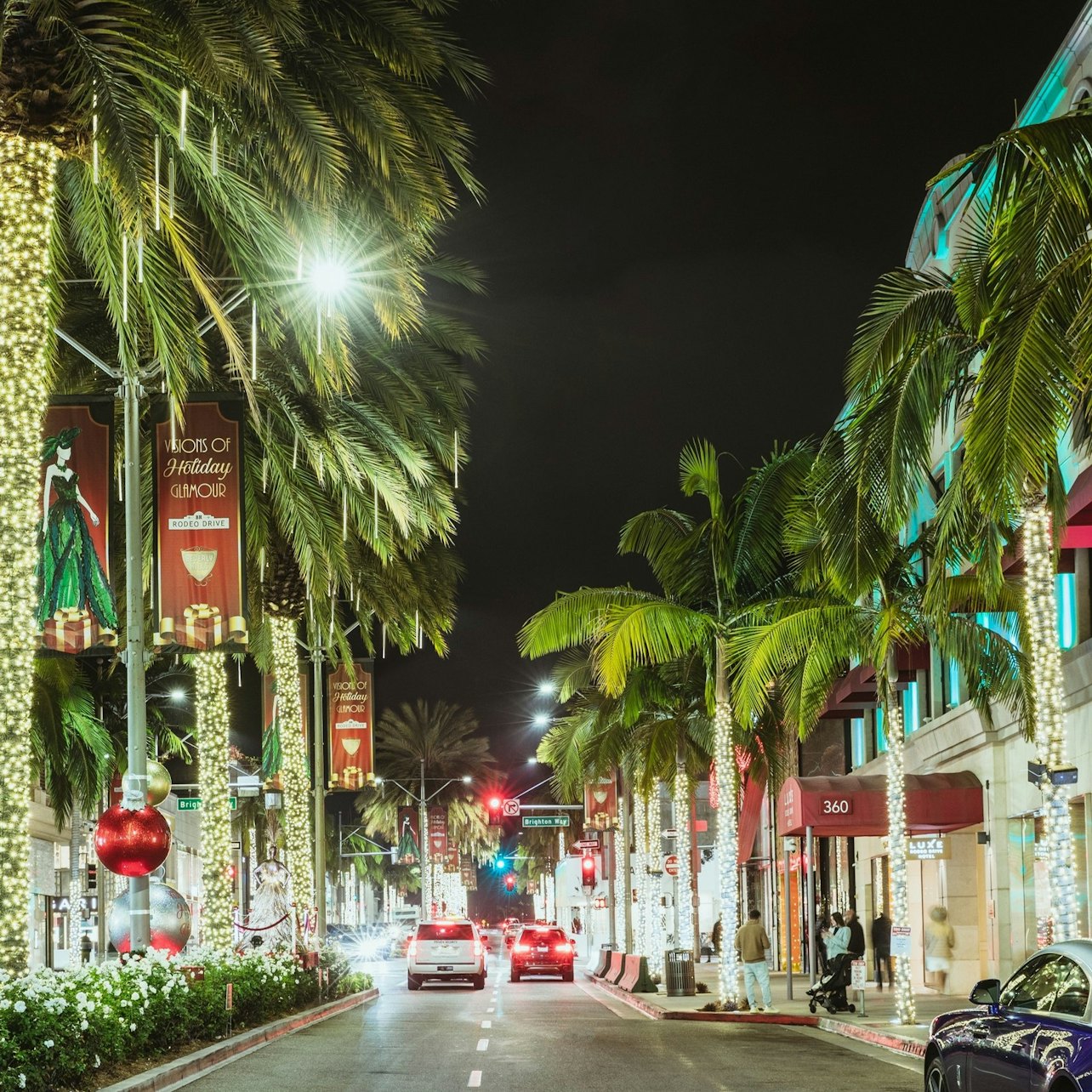 Los Angeles: Holiday Lights & Rodeo Drive Walking Tour