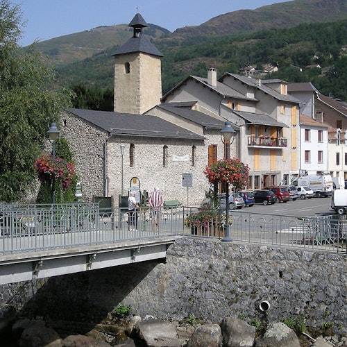Andorra & France: Day Trip from Barcelona