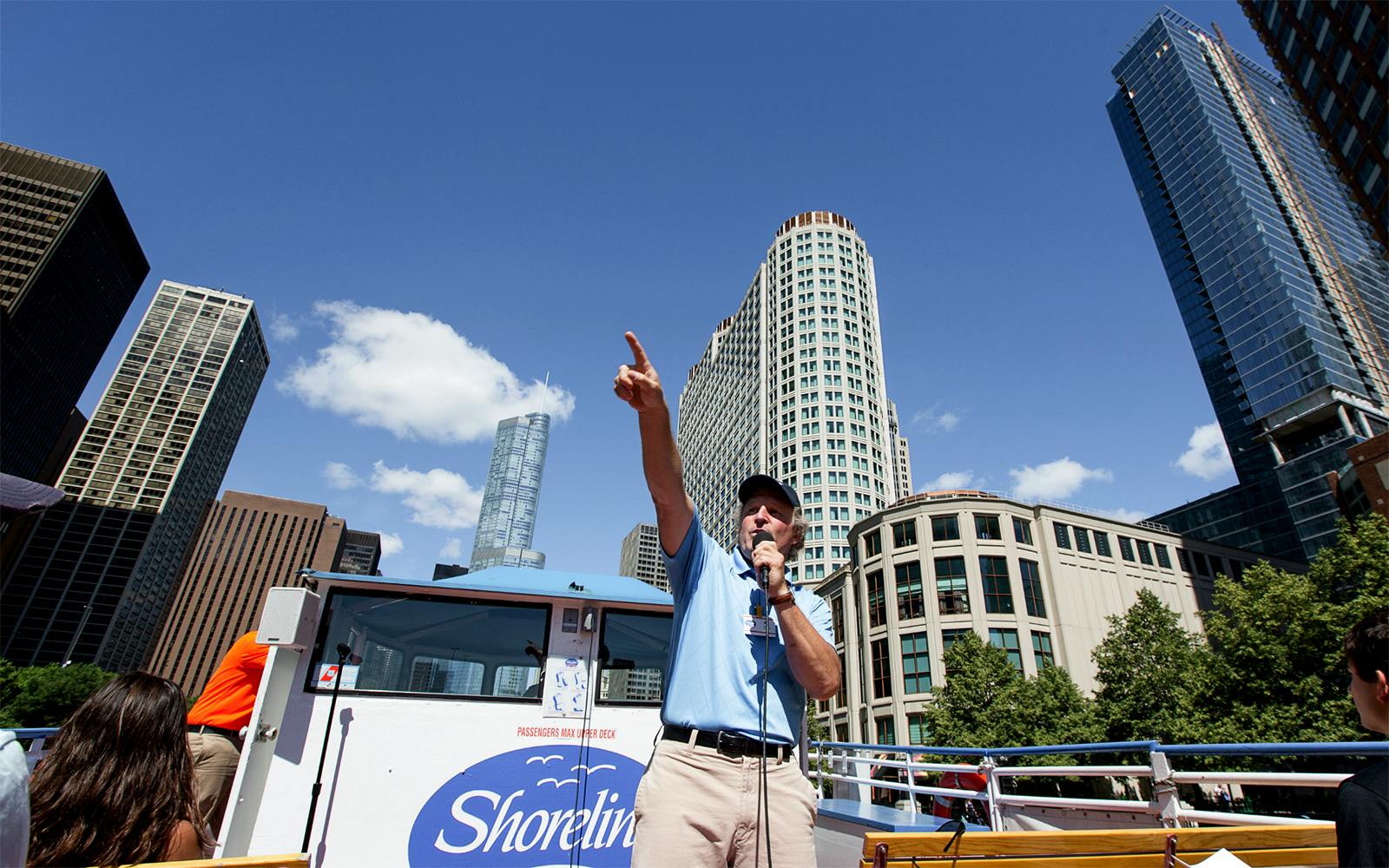 75-Minute Chicago River Architecture Cruise by Shoreline
