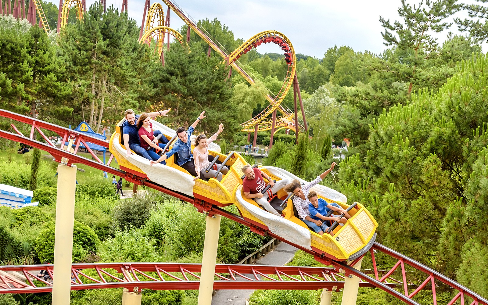 From Paris: Astérix Park Tickets with Round-Trip Transfers