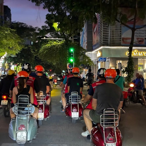Hanoi: Guided Vespa Food Tour in the Old Quarter + Transfers — gallery 3