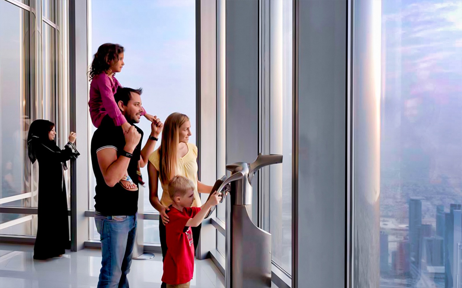 Combo: Burj Khalifa At The Top + Sky Views Tickets