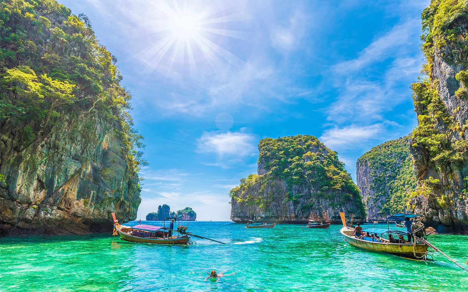 From Phi Phi: Maya Bay Longtail Boat Tour with Snorkeling — gallery 3