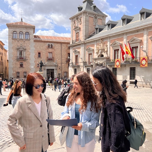 Madrid: Walking Tour + Flamenco Show with Optional Tapas — gallery 1