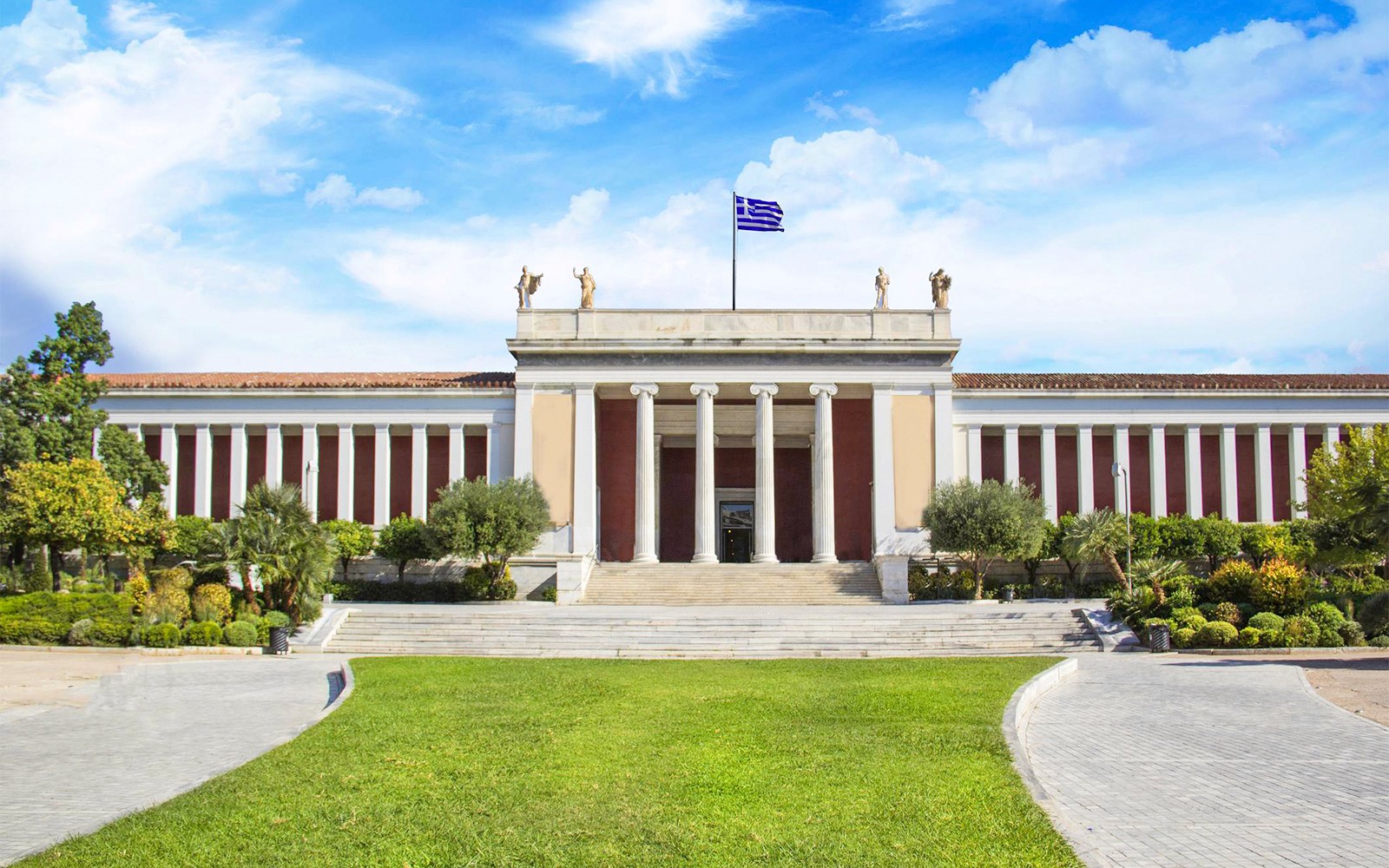 National Archaeological Museum Entry with Multilingual Audio Guide