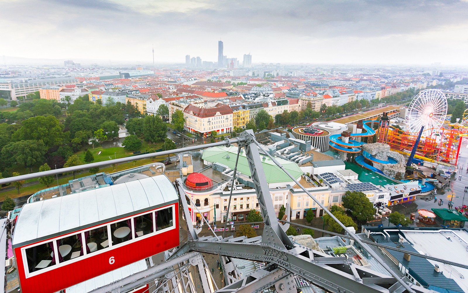 Combo (Save 16%): Vienna Hop-on Hop-off Bus Tour + Giant Ferris Wheel Tickets — gallery 1