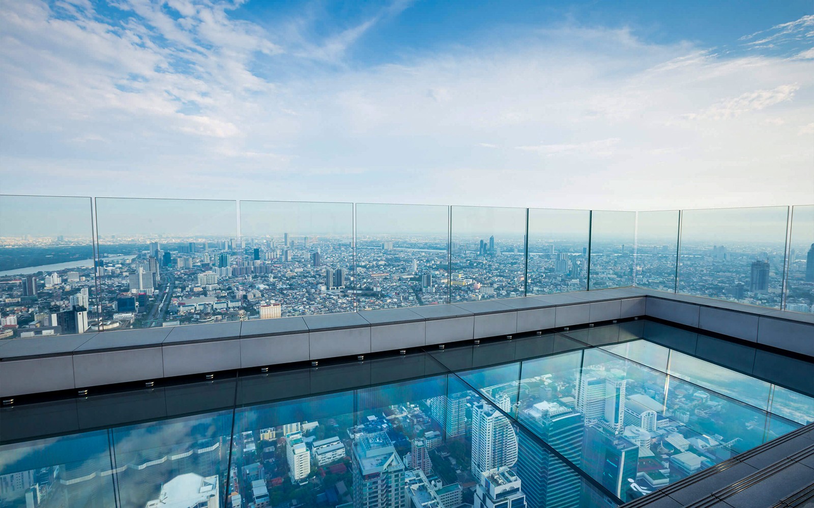 [Direct Entry] Mahanakhon SkyWalk Tickets with Rooftop Access