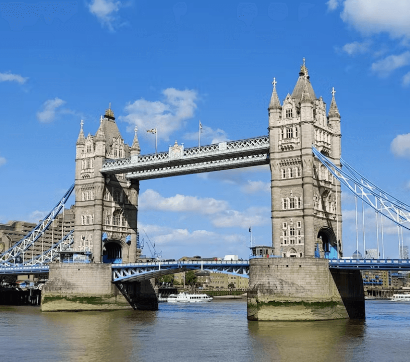 Thames River Afternoon Cruise with British Tea & Scones