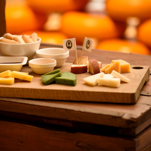 Amsterdam: Dutch Cheese Tasting at Henri Willig — gallery 1