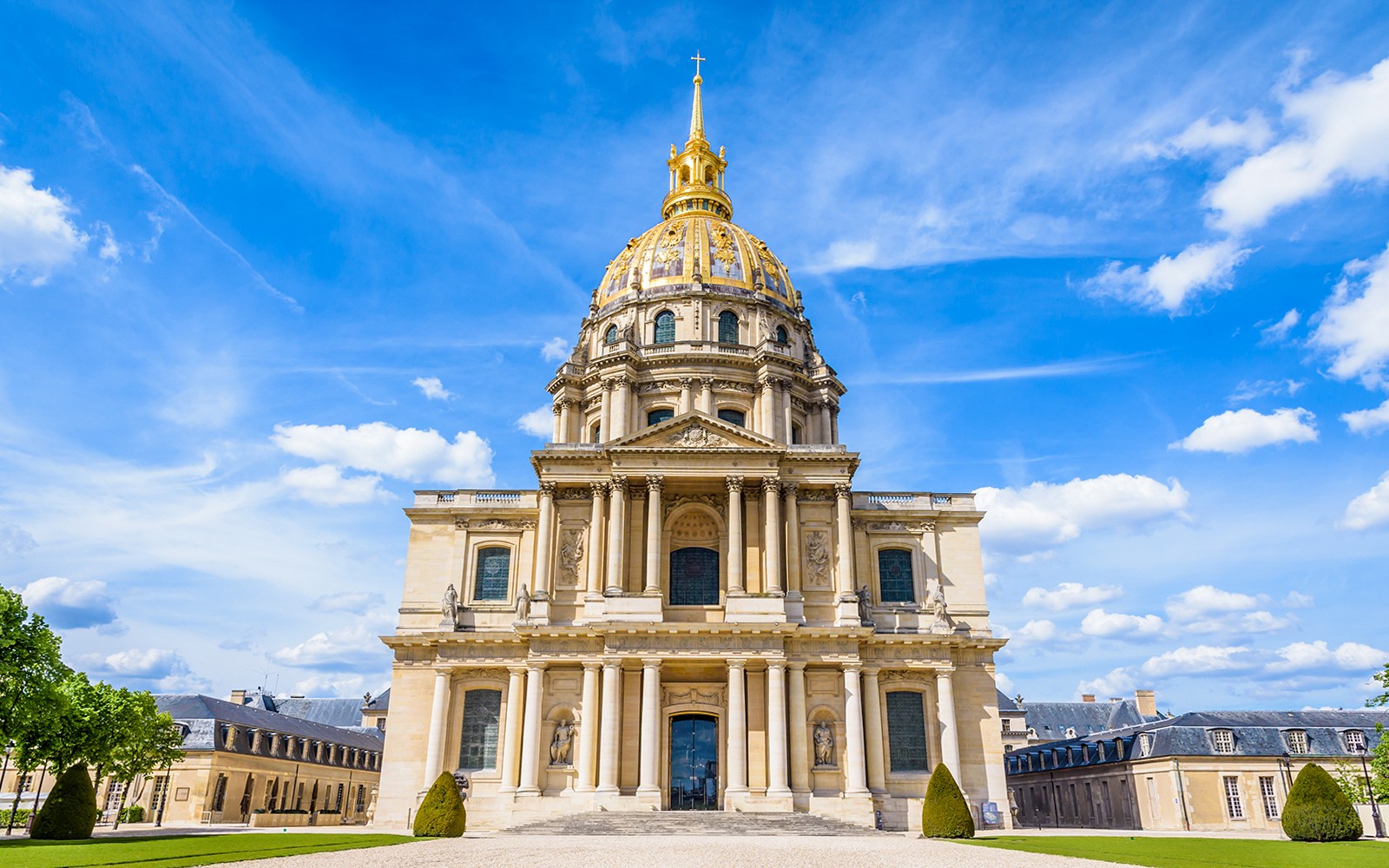 Small-Group Guided Tour of Napoleon’s Tomb and the Invalides — gallery 1