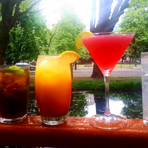 Dublin: 2-Hour Cruise with 3-course Dinner — gallery 3