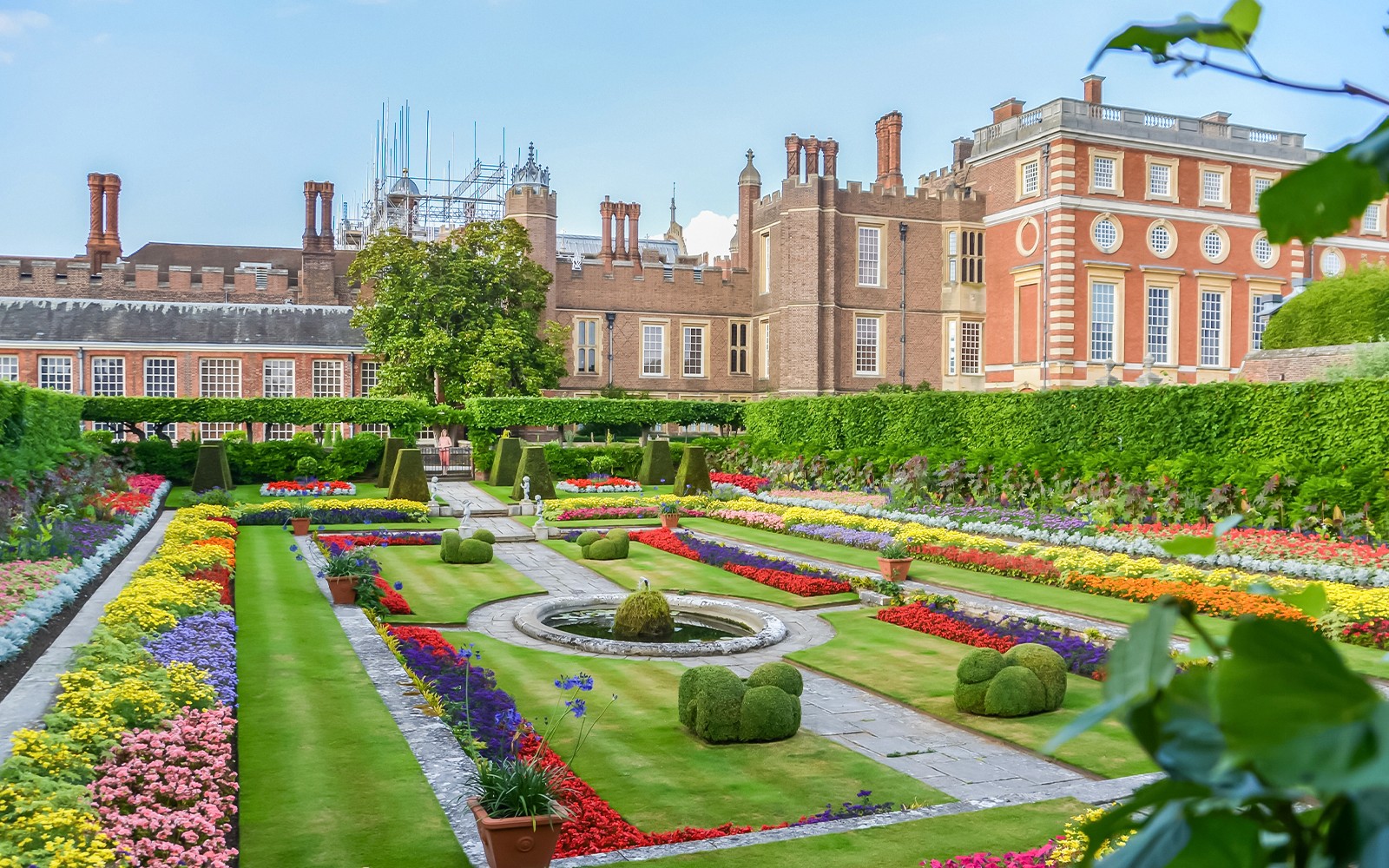 Hampton Court Palace and Gardens Tickets — mobile