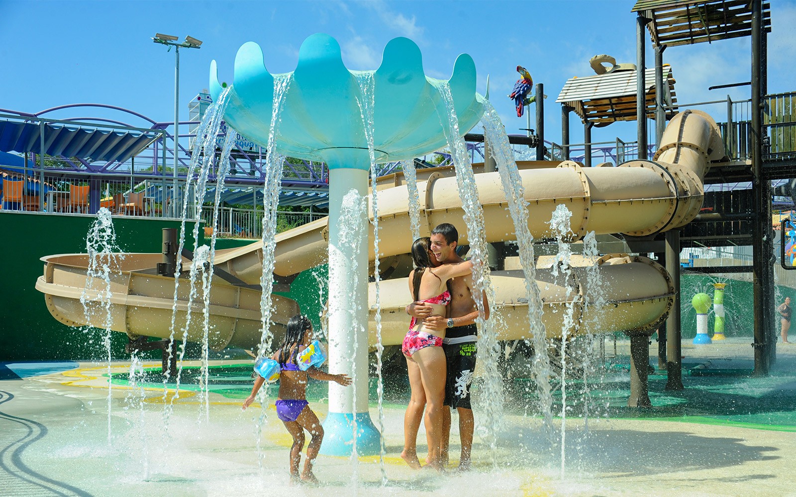 Skip-the-Line Tickets to Illa Fantasia Water Park — gallery 1