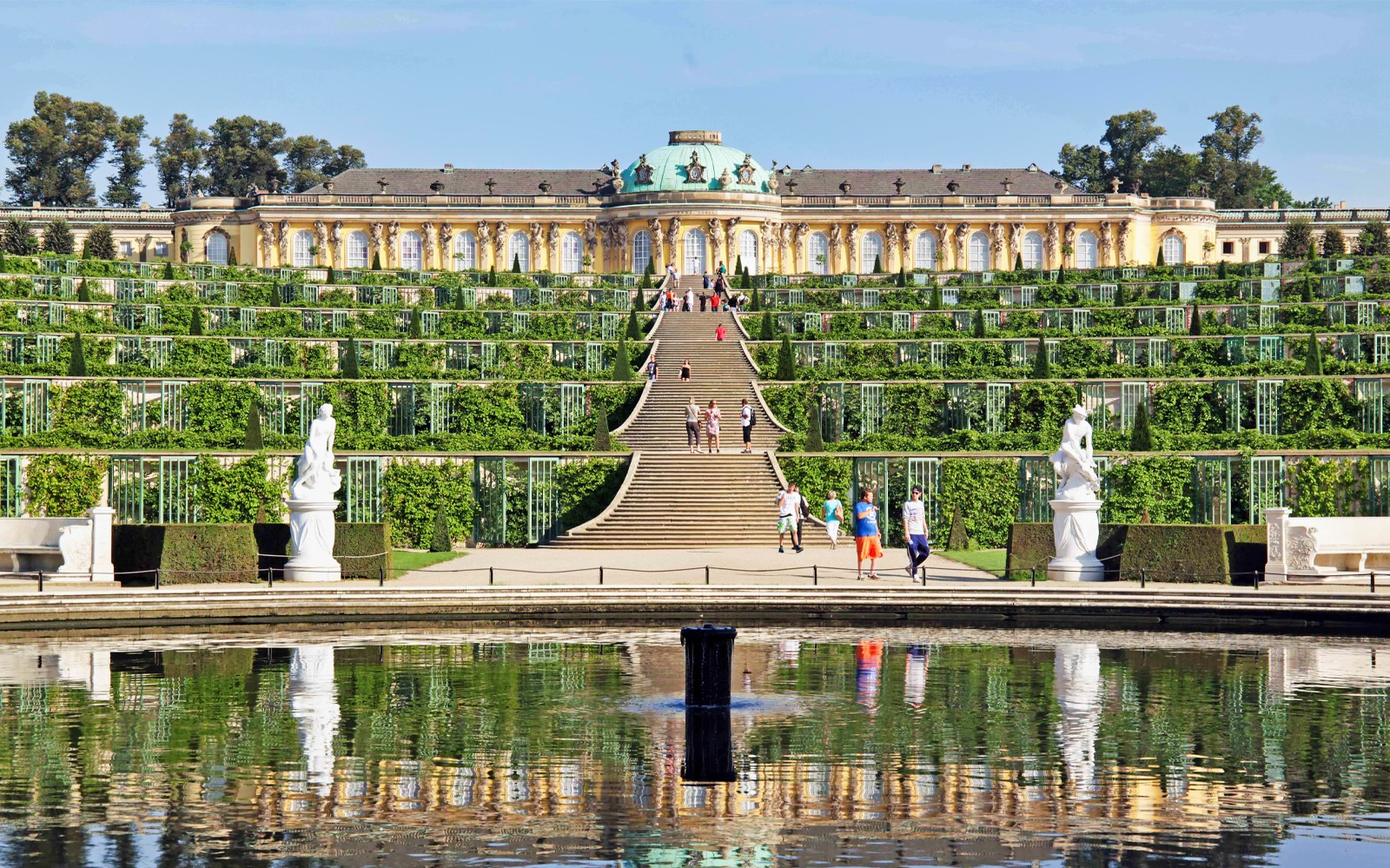 4-Hour Guided Walking Tour to Potsdam from Berlin