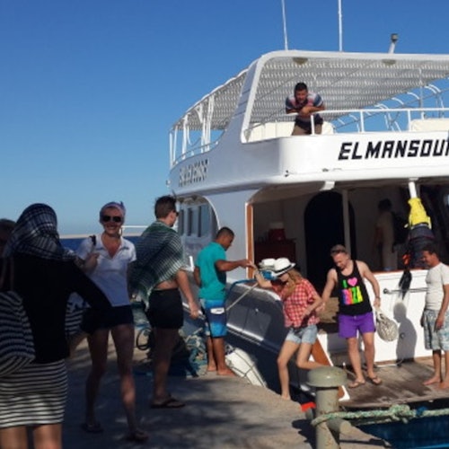 Hurghada: Orange Bay Island Cruise + Snorkeling + Lunch