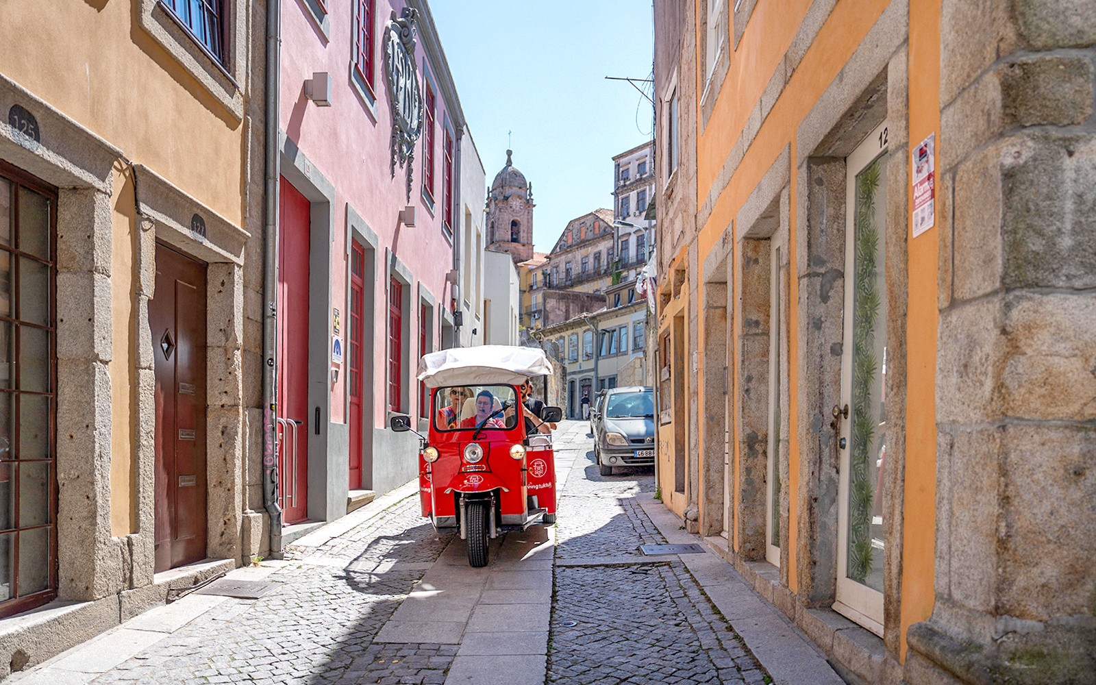 Porto Electric Tuk-Tuk City Tour & 6 Bridges Douro River Cruise — gallery 4
