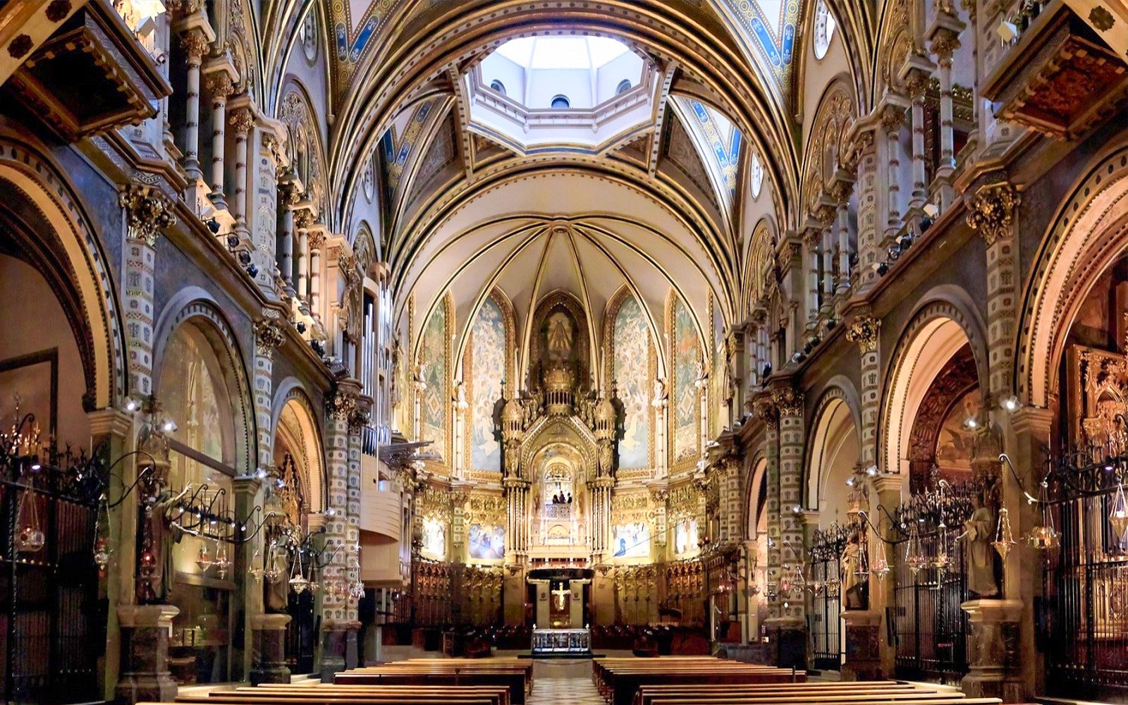 From Barcelona: Montserrat, Girona & Costa Brava Day Trip — gallery 4