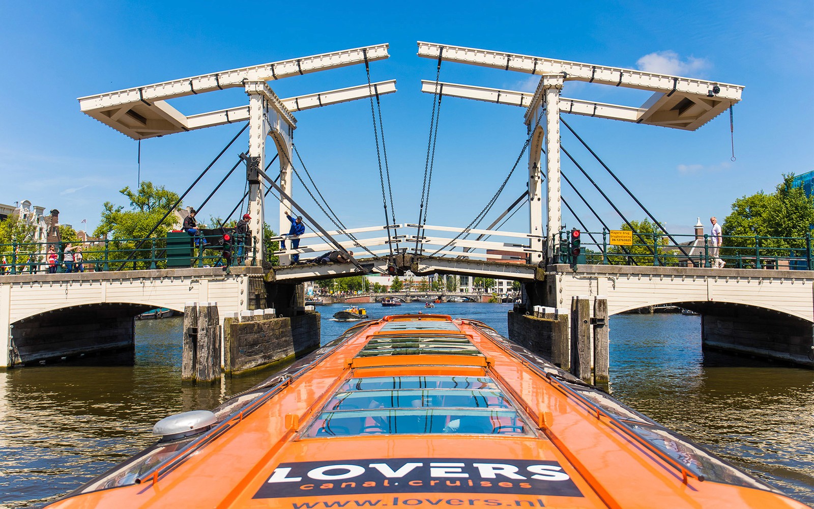 Combo: Icebar Amsterdam + 1-Hour Canal Cruise Tickets — gallery 2
