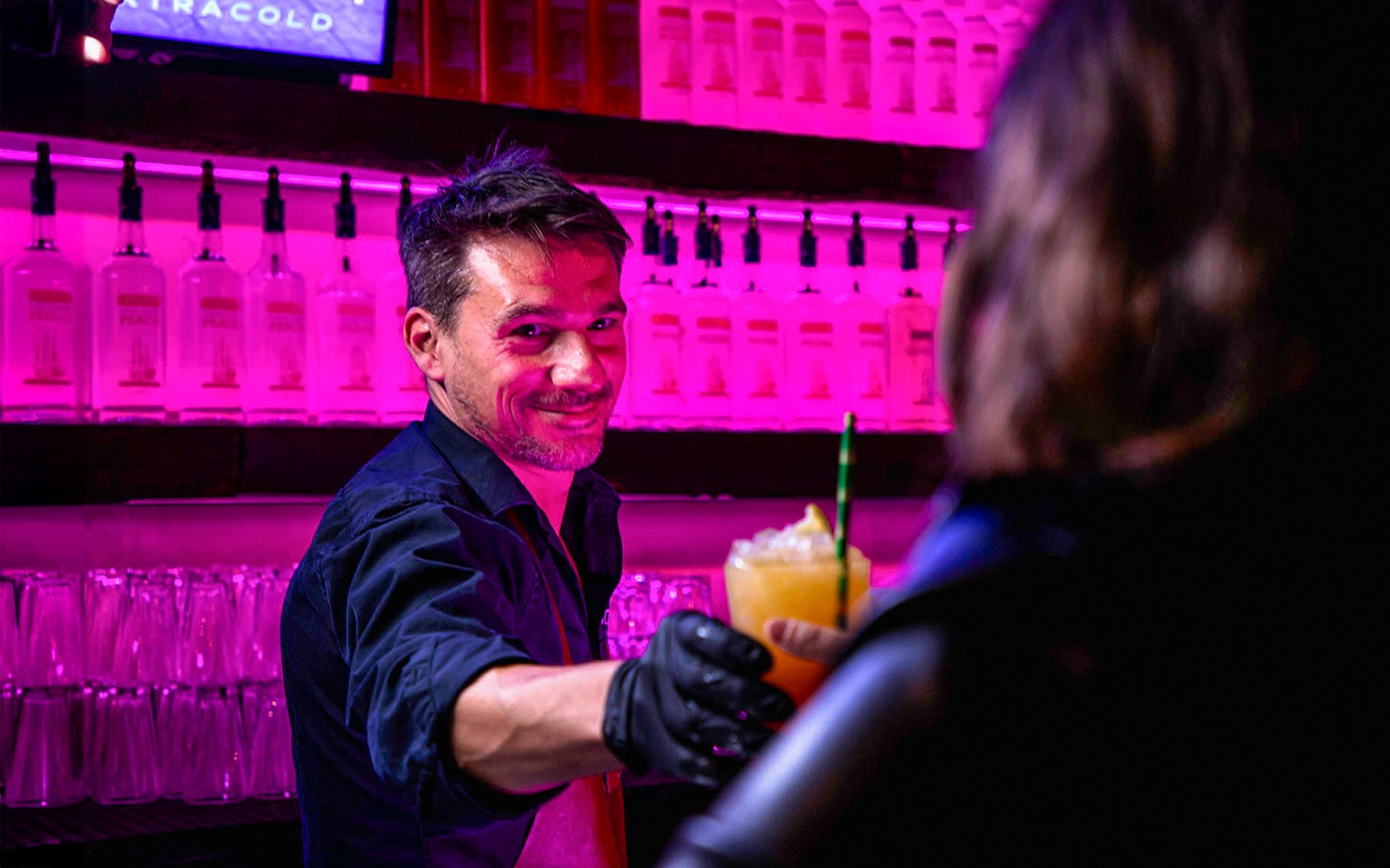 Combo: Icebar Amsterdam + 1-Hour Canal Cruise Tickets — gallery 3