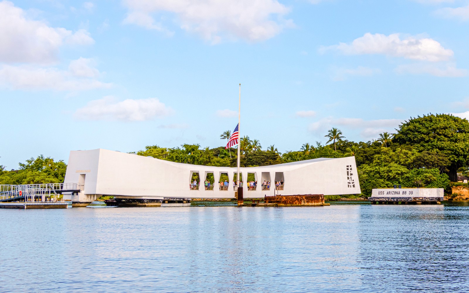 Pearl Harbor, Arizona Memorial, and Battleship Missouri Full-Day Tour
