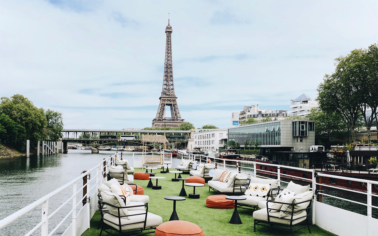 Théo Boat Seine River Brunch Cruise with Italian Menu — gallery 1
