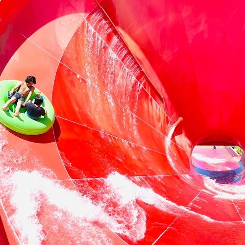 Coral Crater Park & Wet 'n' Wild Hawaii: Zip & Dip + Transport from Waikiki — gallery 2