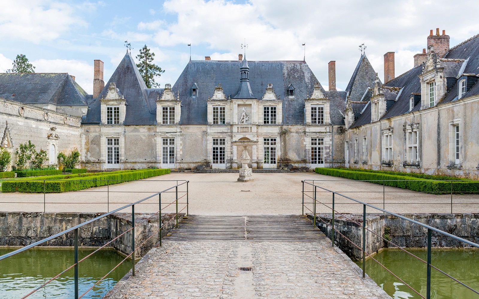 From Tours or Amboise: Chambord E-bike Guided Tour — gallery 4