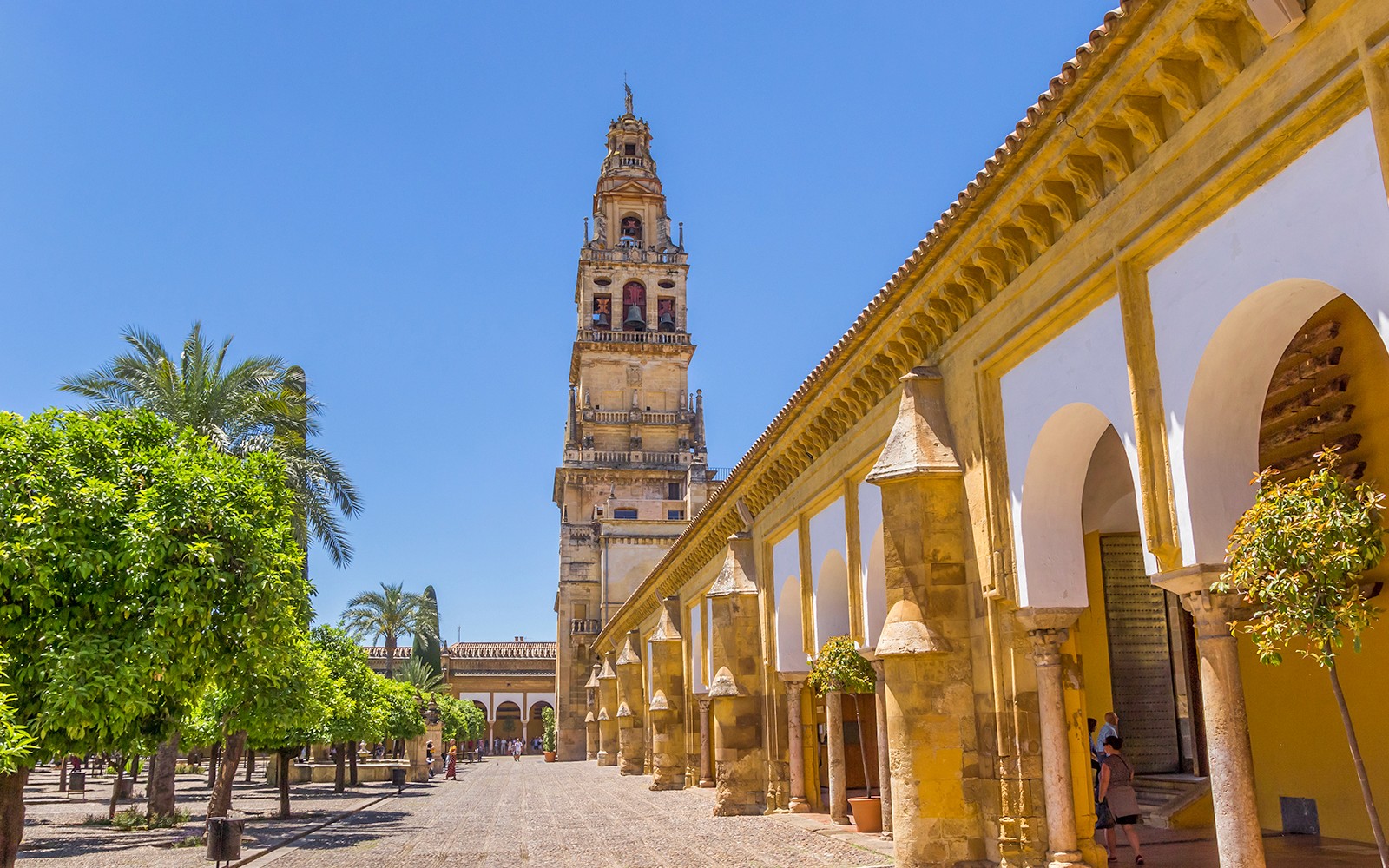 Day Tour of Córdoba from Seville with Córdoba Cathedral-Mosque Visit