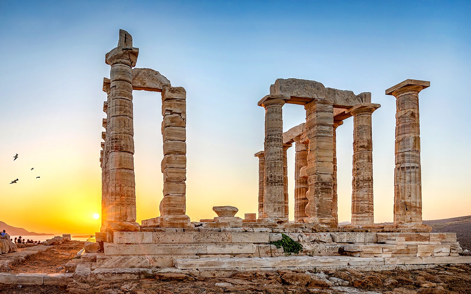 From Athens: Temple of Poseidon & Cape Sounion Half-Day Trip