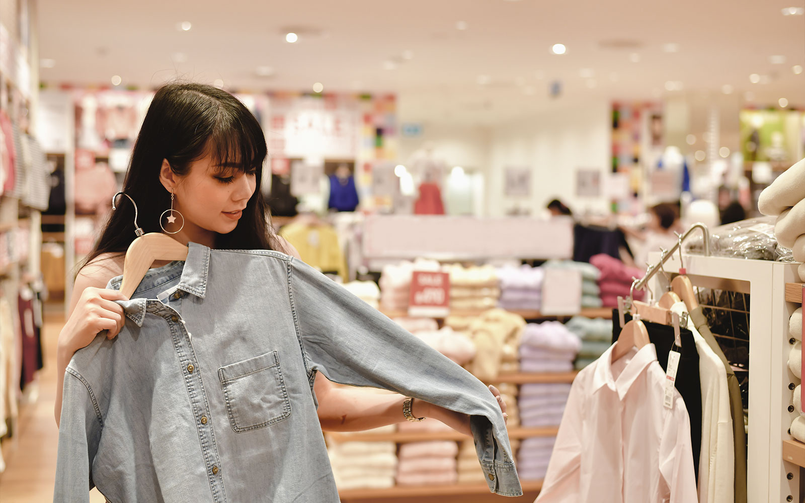 1-Day Yui Rail Pass with Shopping Coupon: Okinawa