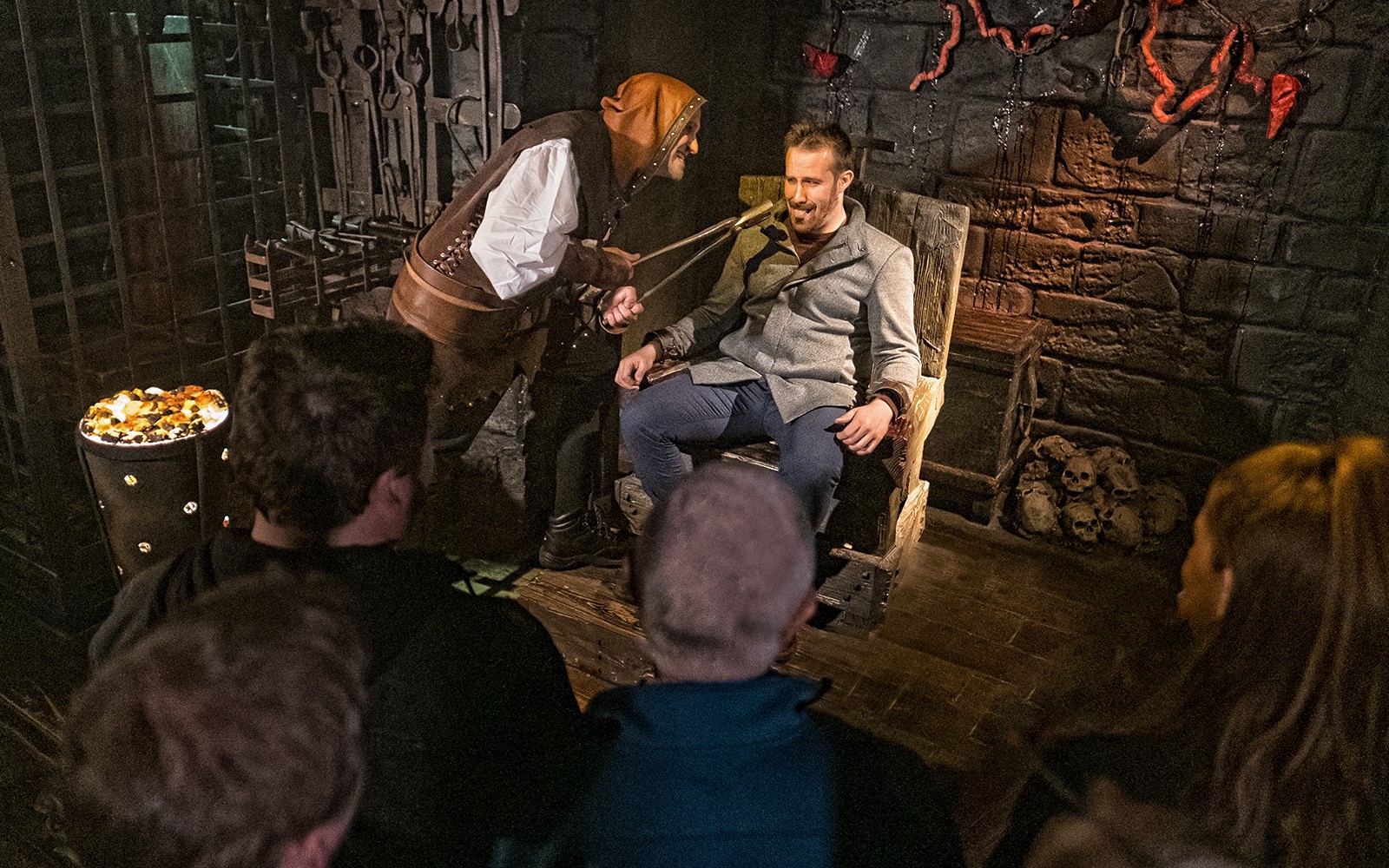 Screams & Spirits London Dungeon Tickets with Cocktail — main image