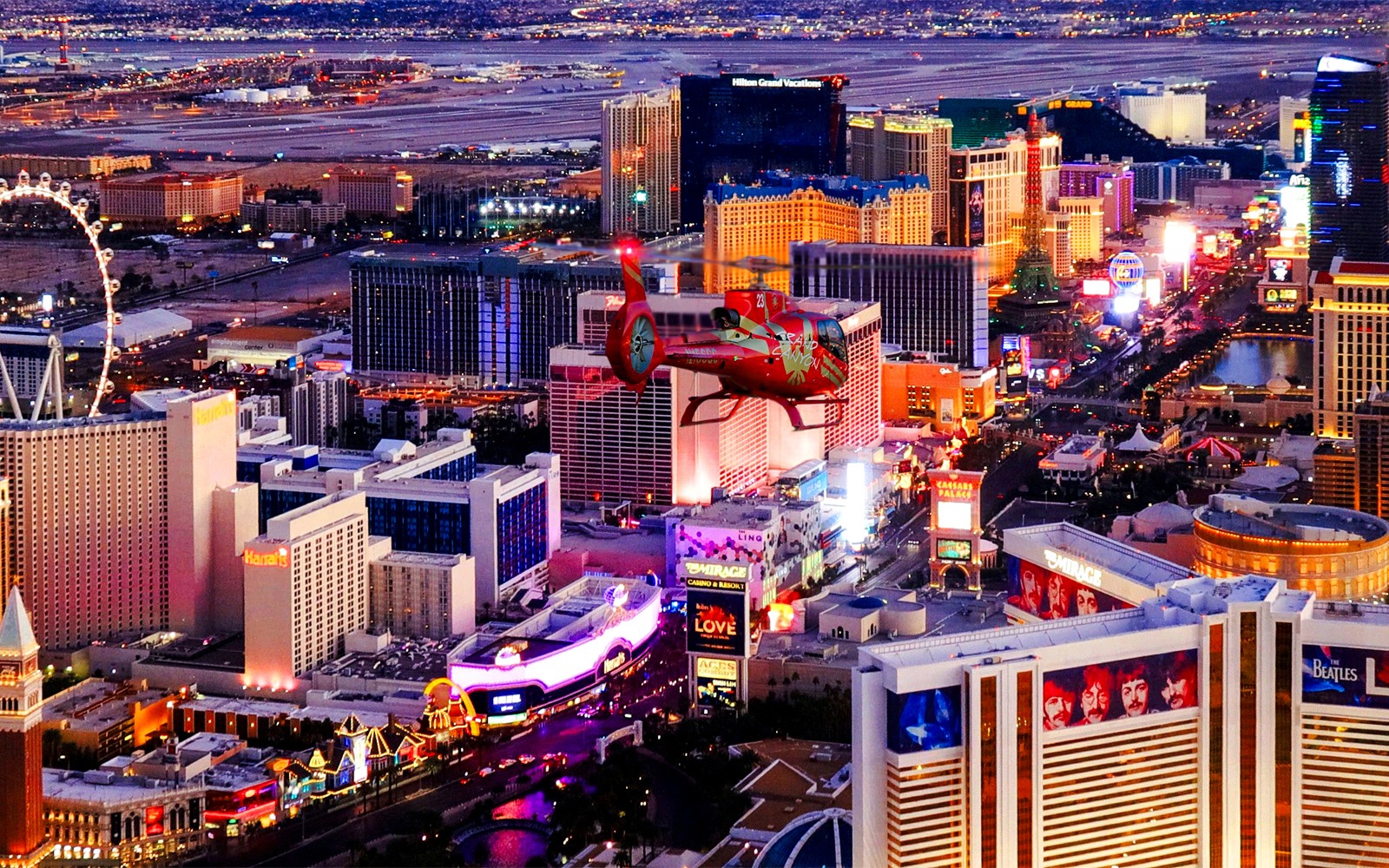 12-min Las Vegas Strip Highlights Night Helicopter Tour — gallery 1