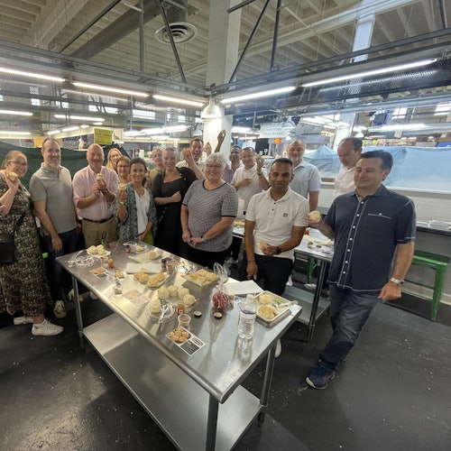 Atlanta: Historic Market Food Tour with Biscuit Cooking Class