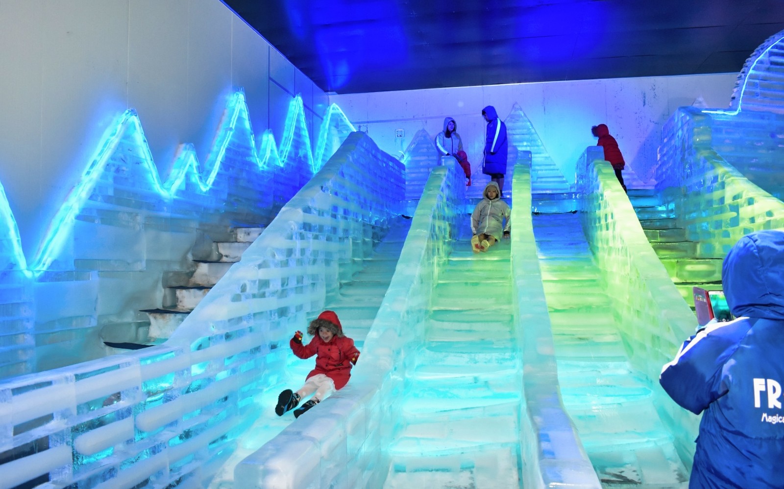 FROST Magical Ice of Siam Ticket with Free Soft Drink