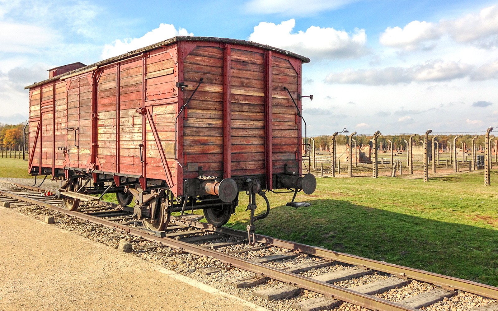 From Krakow: Auschwitz-Birkenau Guided Tour with Transfers — gallery 4