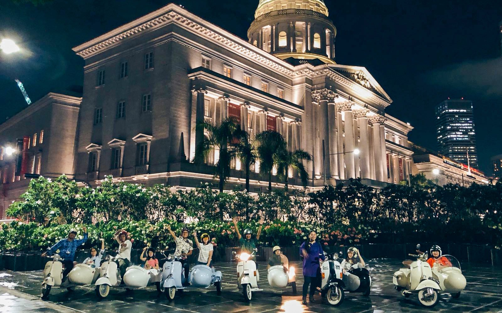 Singapore Vintage Vespa Sidecar Night Tour — gallery 4